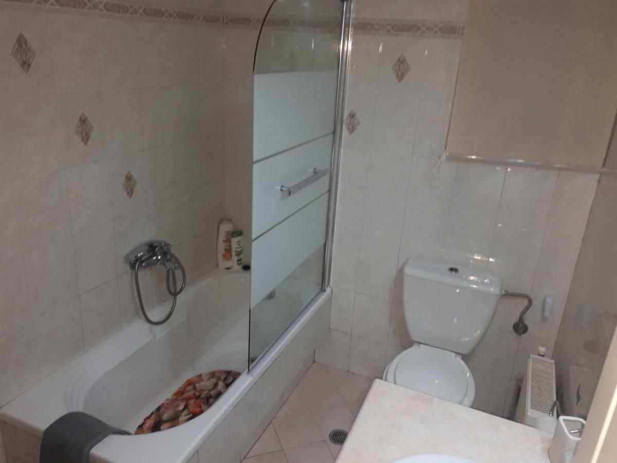 Modern Apartment Chania Center Luaran gambar